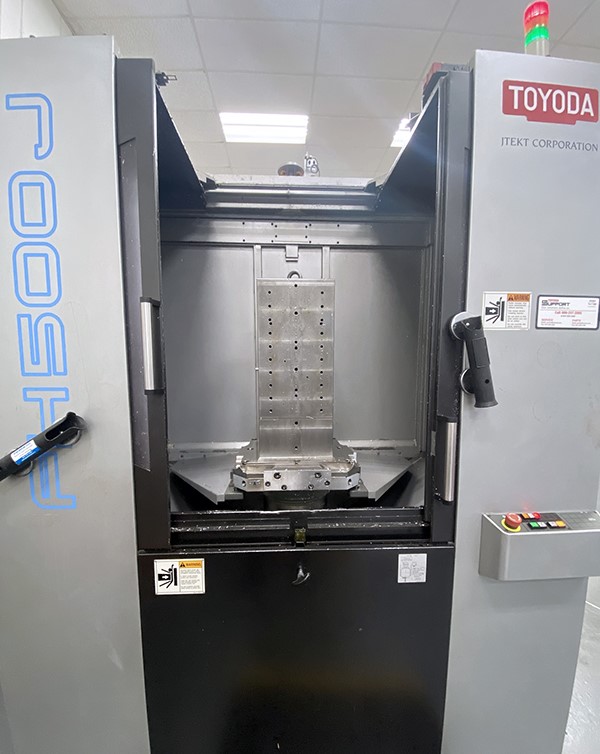 Used Horizontal Machining Center Toyoda FH500J 2014