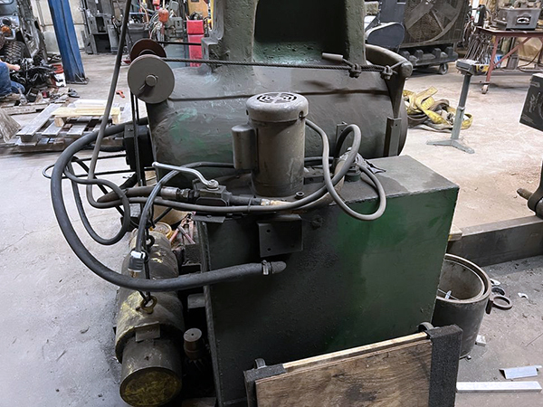 Used Hydraulic Press  Chambersburg 350 Ton 1960