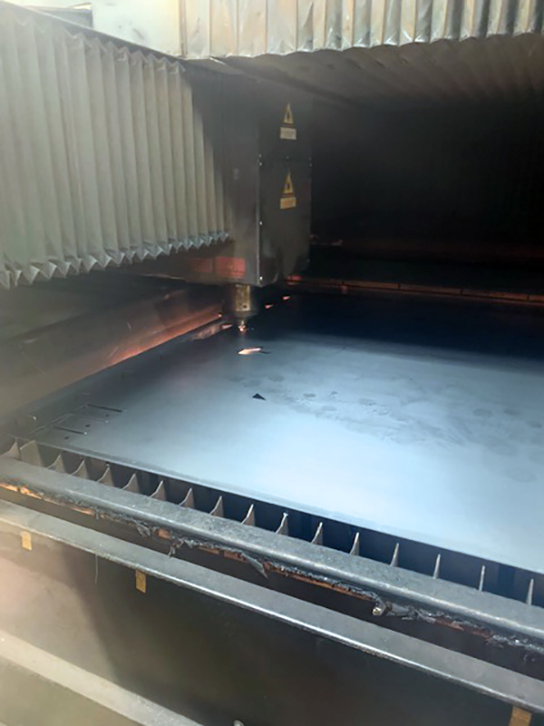 Used Laser Cutting Machine LVD Axel 2002