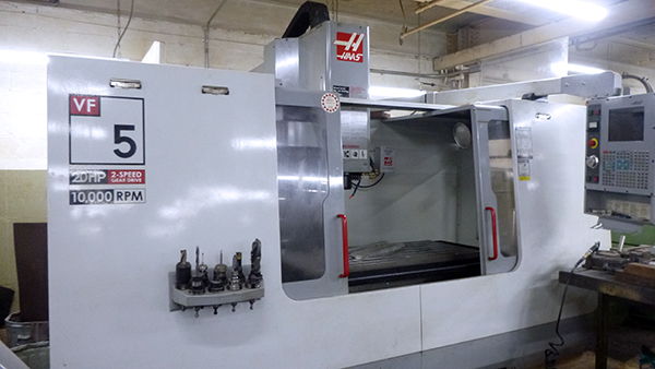 Used Vertical Machining Center Haas VF-5B 2003