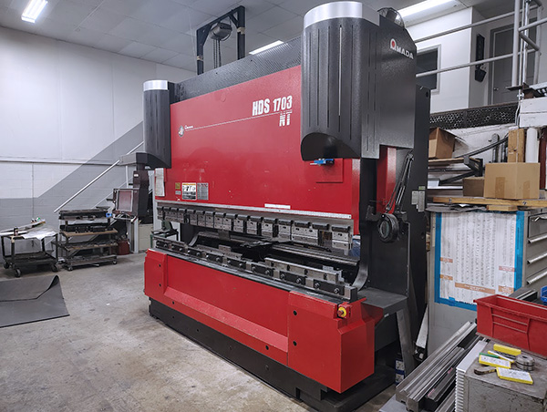 Amada HDS-1703NT 2008