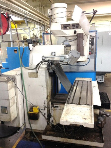 Vertical Machining Center Milltronics Partner IV Series B 1989 2