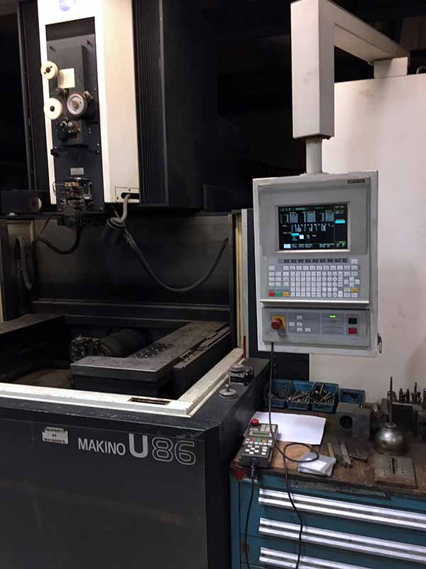 Makino U86 2004 2