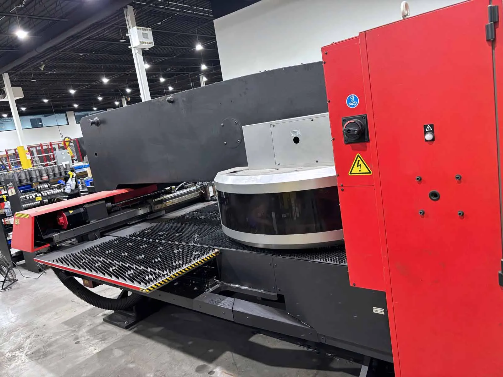 Amada AC-255 NT 2008 9