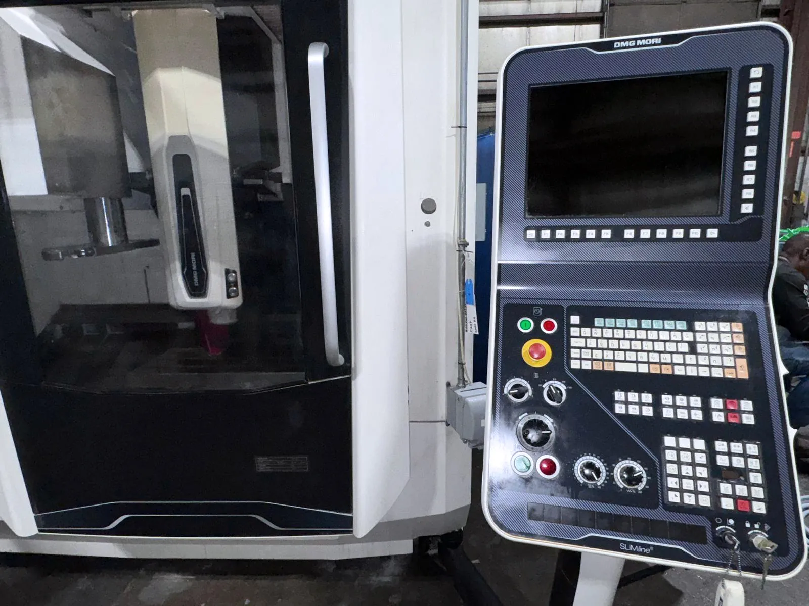 DMG Mori CMX800V 2017 2