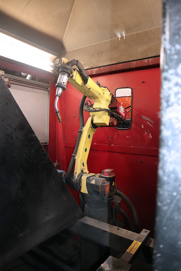 Genesis Robot Welding Center CRZ-FT 2008