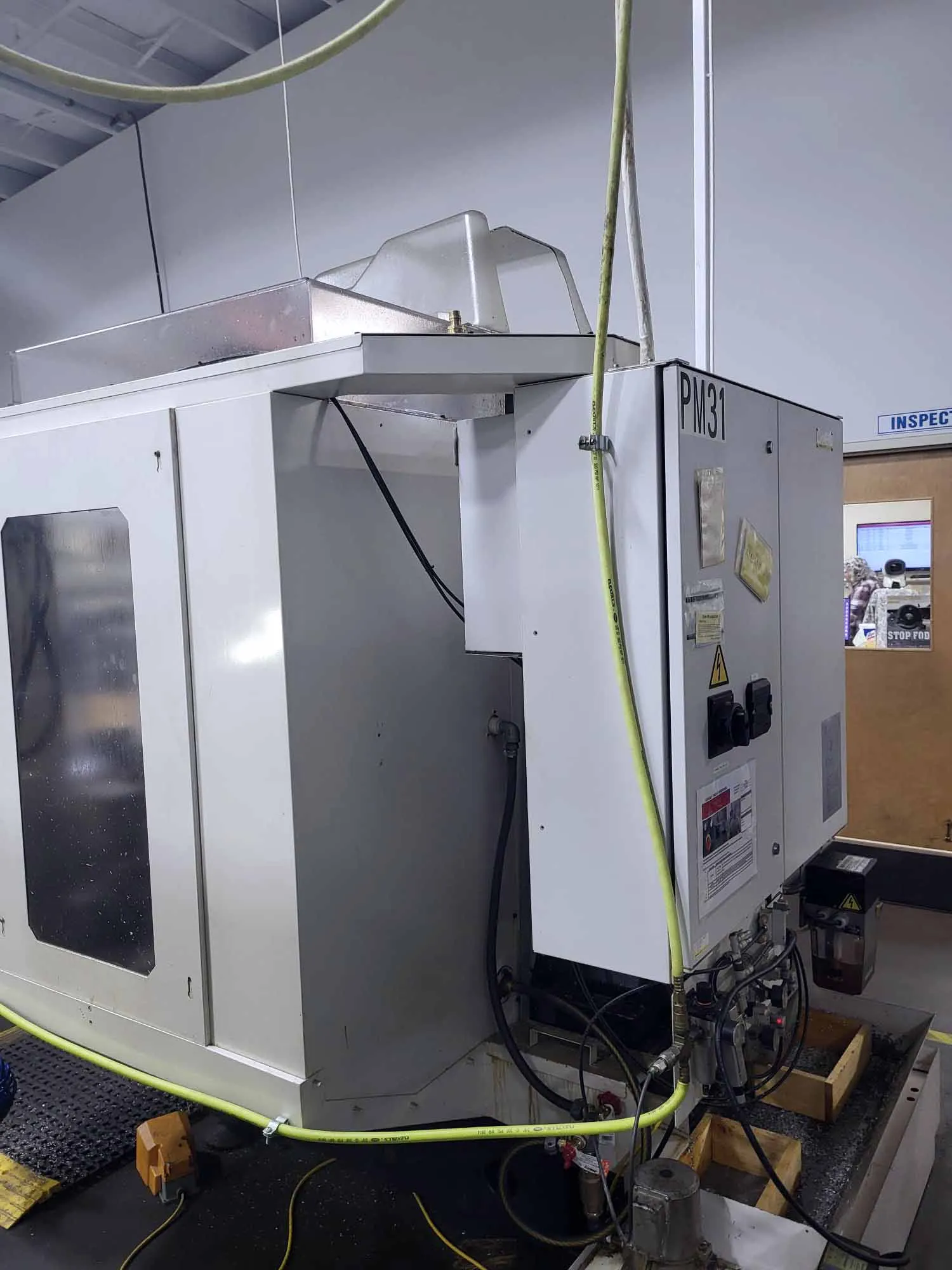 Fanuc Robodrill T21iD 2004 16