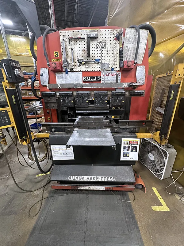 Amada RG35S Hydraulic Press Brake